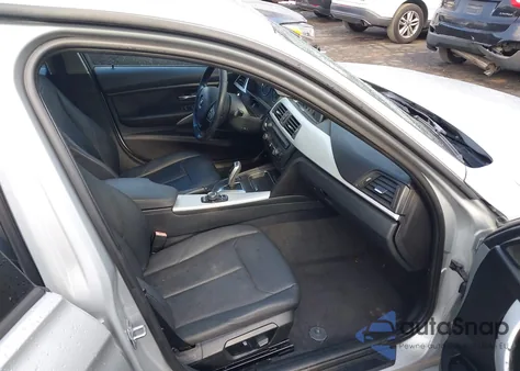 2013 BMW 328I z USA, uszkodzony, nr VIN WBA3C1G57DNR48431